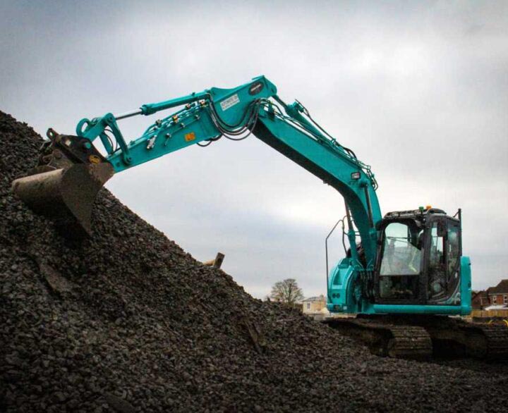 Kobelco SK140SRLC-5 - Crawler Excavators