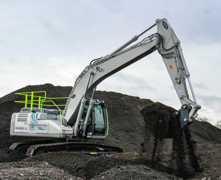 Kobelco SK210HLC-10E Hybrid - Crawler Excavators