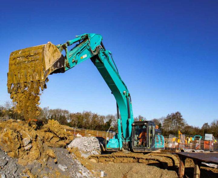 Kobelco SK500LC-10 - Crawler Excavators