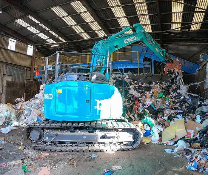 Kobelco SK140SRLC-5 - Crawler Excavators