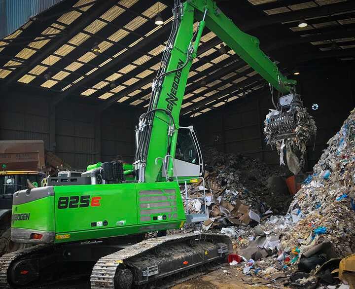 Sennebogen 825R Crawler - Waste Handlers