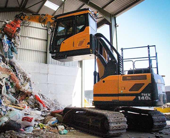 Hyundai HX140LC HRC - Waste Handlers