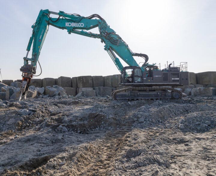 Kobelco SK1300LC-10E - Crawler Excavators