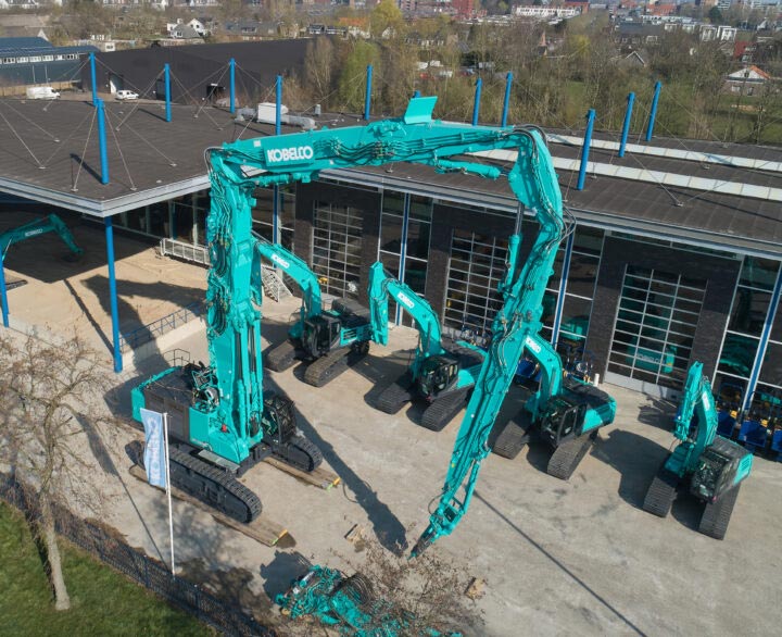 Kobelco SK1300LC-10E - Crawler Excavators