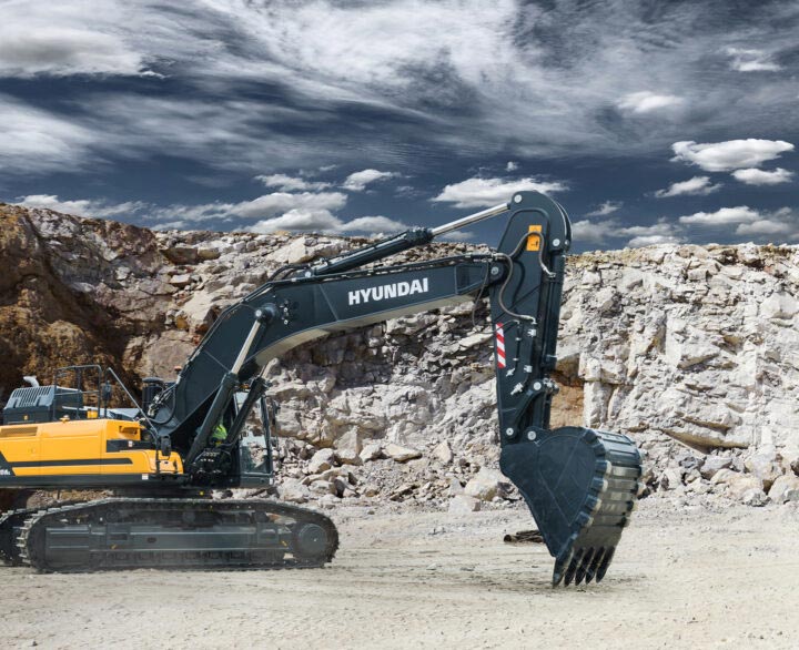 Hyundai HX520A L - Crawler Excavators