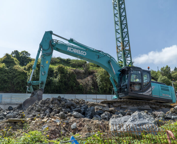 Kobelco SK260LC-11E - Crawler Excavators