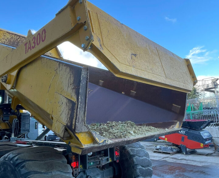 Terex TA300 - Articulated dump trucks