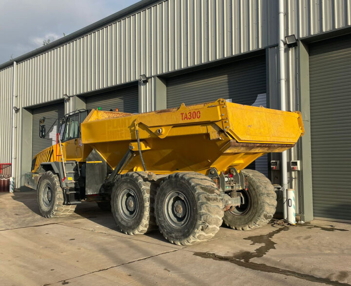 Terex TA300 - Articulated dump trucks