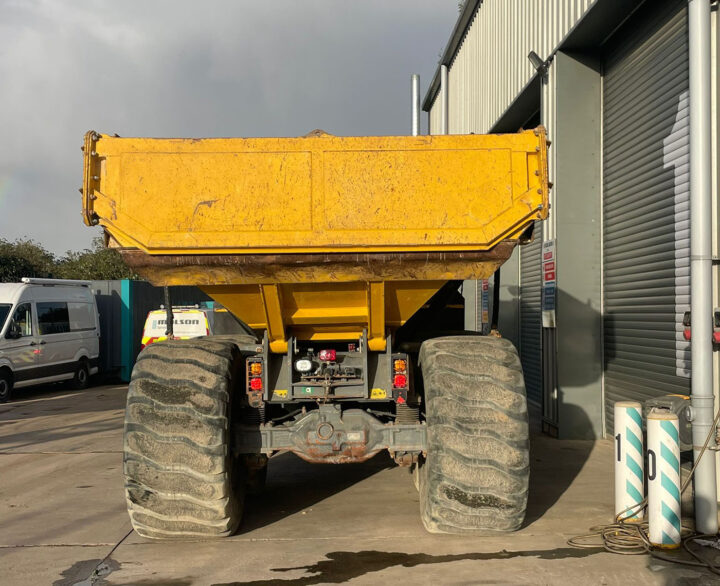 Terex TA300 - Articulated dump trucks