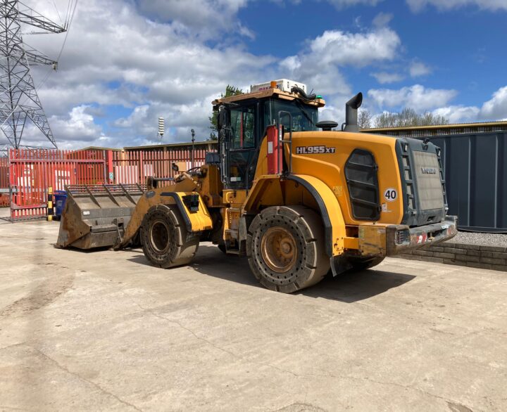 Hyundai HL955XT - Used Wheel Loaders