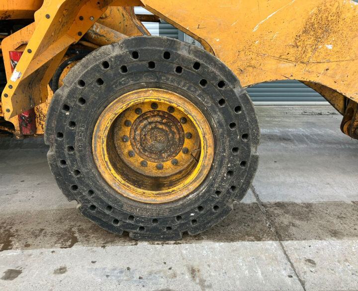 Hyundai HL955XT - Used Wheel Loaders