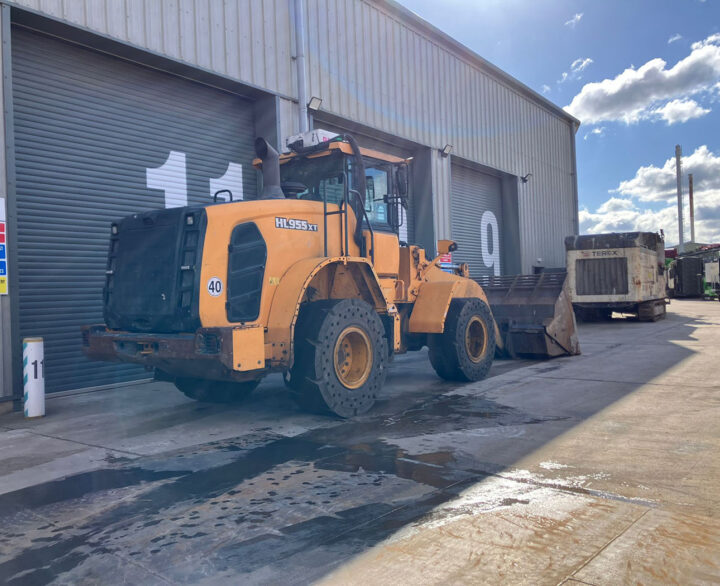 Hyundai HL955XT - Used Wheel Loaders