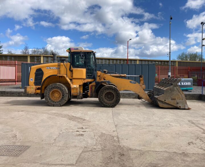 Hyundai HL955XT - Used Wheel Loaders