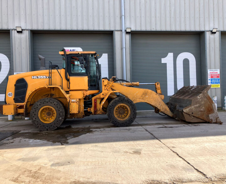 Hyundai HL955XT - Used Wheel Loaders