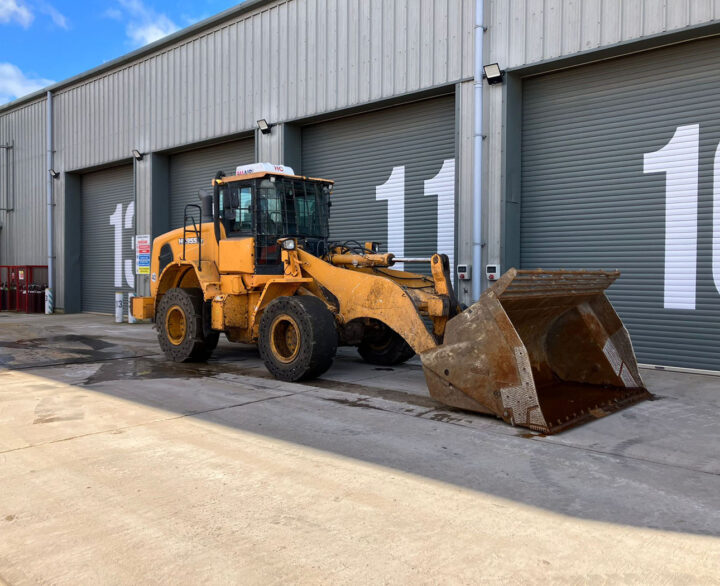 Hyundai HL955XT - Used Wheel Loaders