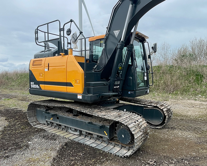 Hyundai HX140A (EX DEMO) - Crawler excavators