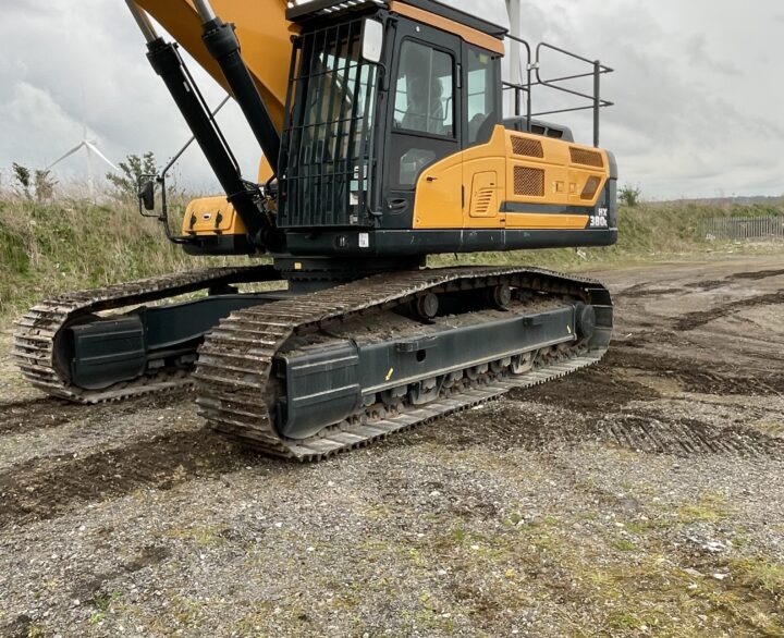 Hyundai HX380L (EX DEMO) - Crawler excavators