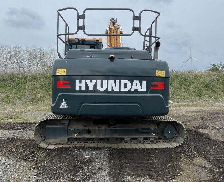 Hyundai HX140L (EX DEMO) - Crawler excavators