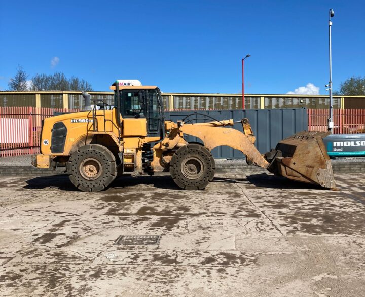 Hyundai HL960HD - Used Wheel Loaders