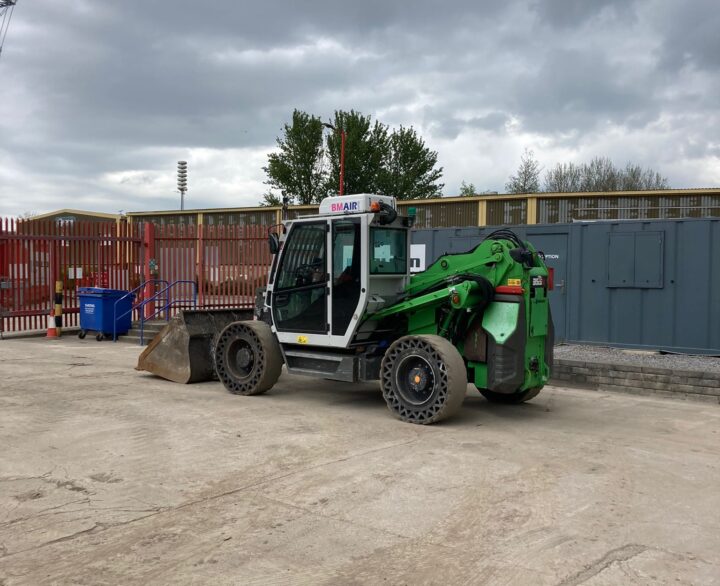 Sennebogen 355E - Telehandlers