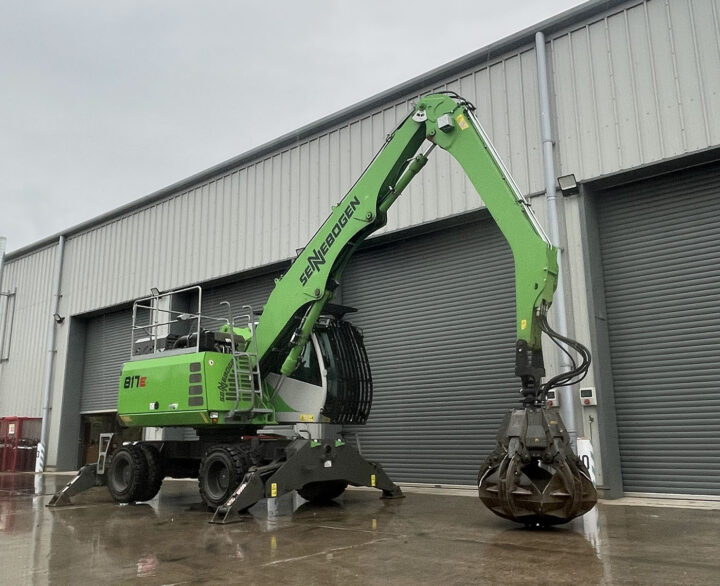 Sennebogen 817 - Material handlers