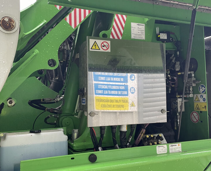 Sennebogen 817 - Material handlers