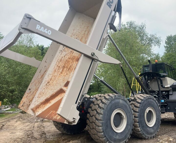 Rokbak RA40 - Articulated dump trucks