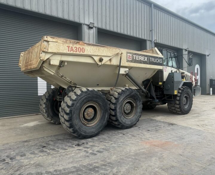 Terex TA300 - Articulated dump trucks