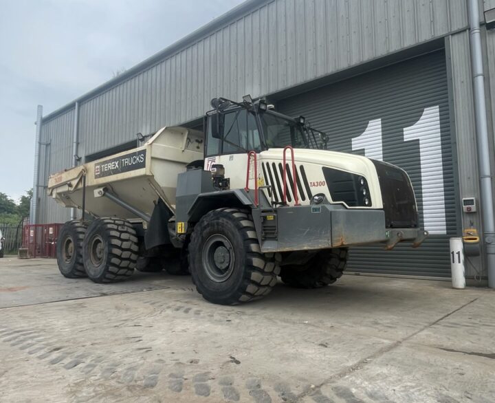 Terex TA300 - Articulated dump trucks