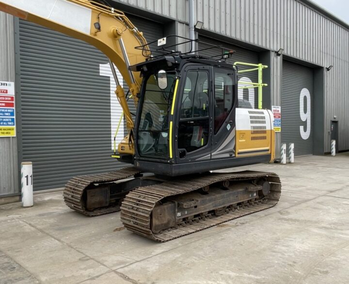 Kobelco SK130LC-11 - Crawler excavators