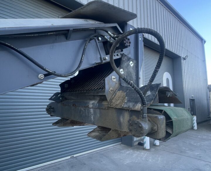 Arjes Impaktor 250 with After Screen - Used Crushers