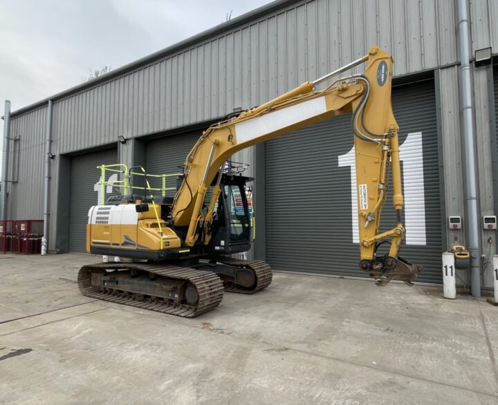 Kobelco SK130LC-11 - Crawler excavators