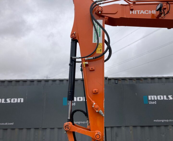 Hitachi ZX85USBR-6 2PB - Mini Excavators