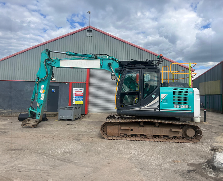 Kobelco SK130LC-11 - Crawler excavators