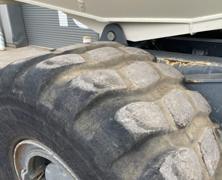 Terex TA300 - Articulated dump trucks