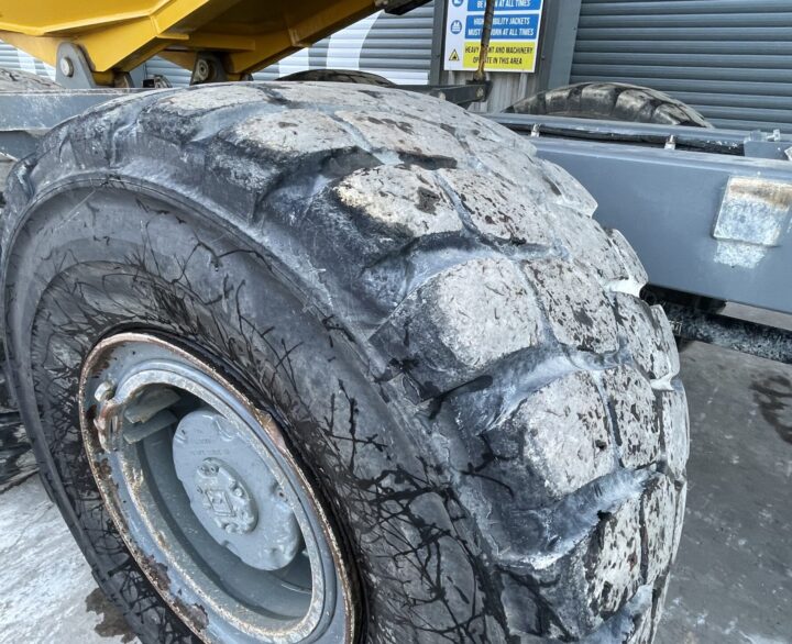 Terex TA300 - Articulated dump trucks