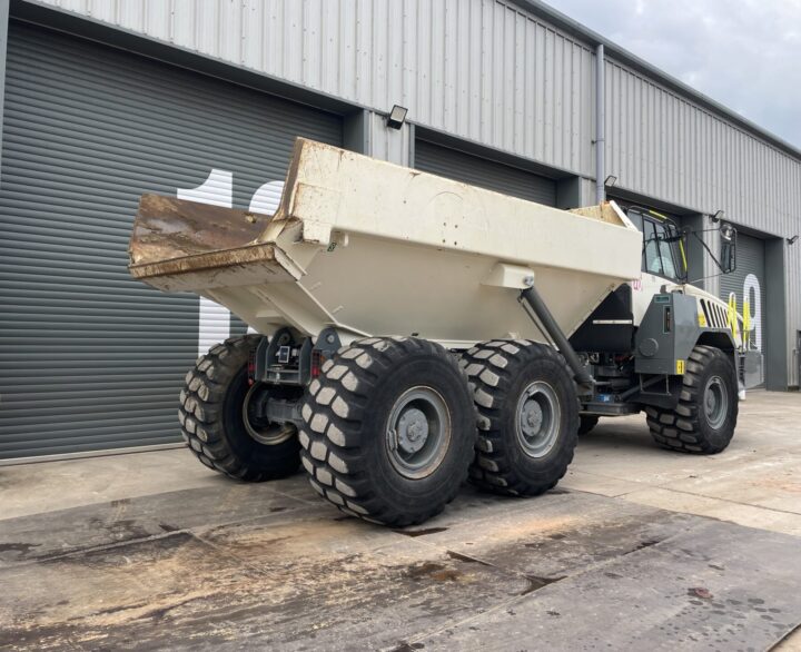 Terex TA300 - Articulated dump trucks