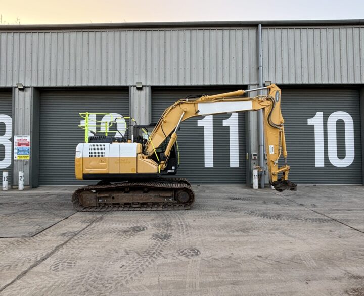 Kobelco SK130LC-11 - Crawler excavators