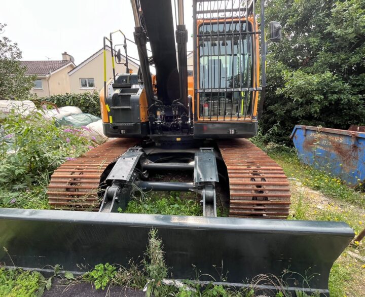 Hyundai HX235 LCR DZ 15M High Reach - Crawler excavators