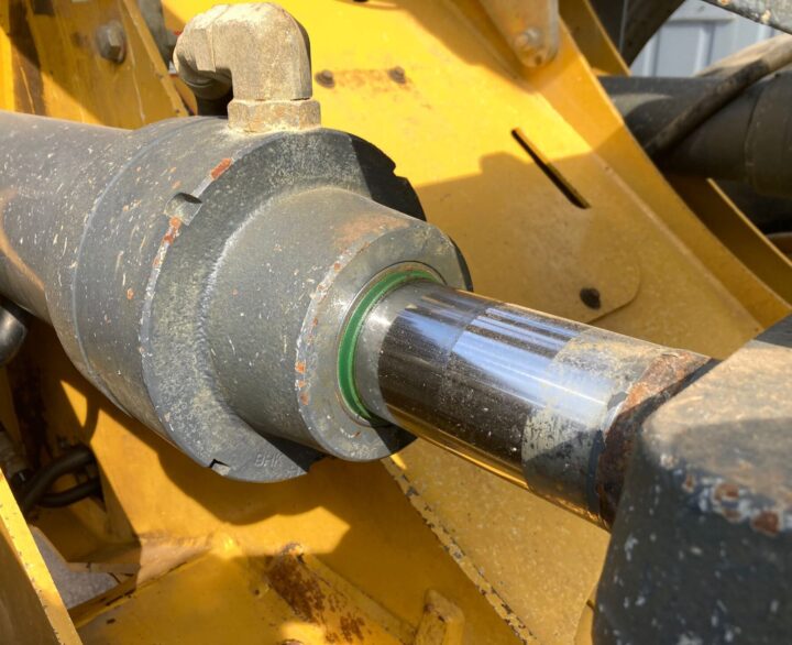 Bell L2106E - Used Wheel Loaders