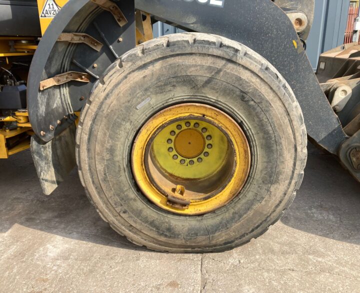 Bell L2106E - Used Wheel Loaders