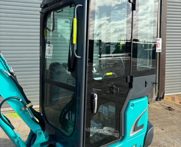 Kobelco SK17SR-3E - Mini Excavators