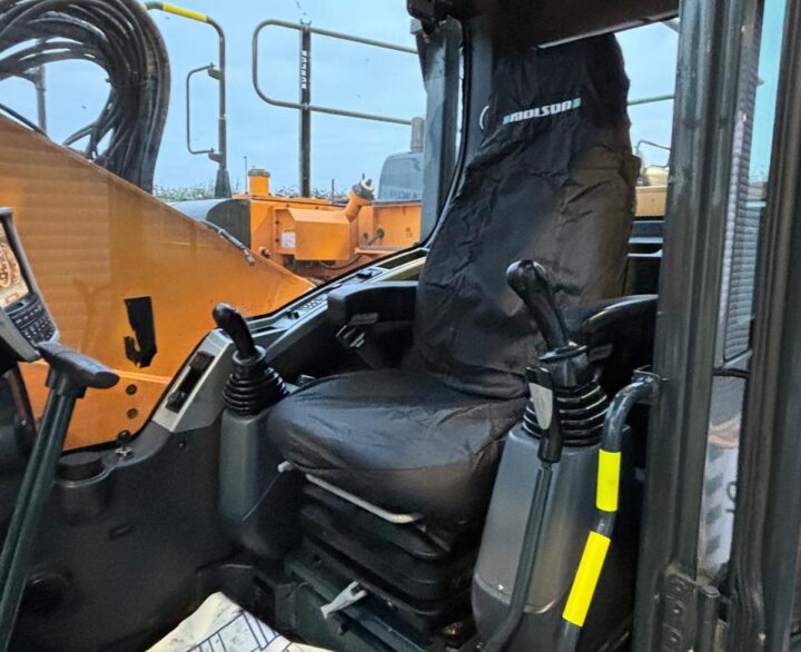 Hyundai HX235LCR - Crawler excavators