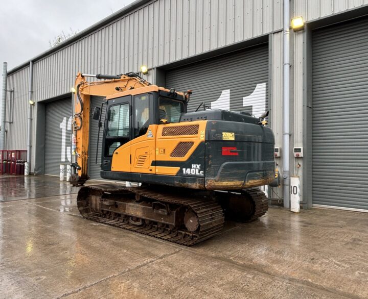 Hyundai HX140LC - Crawler excavators