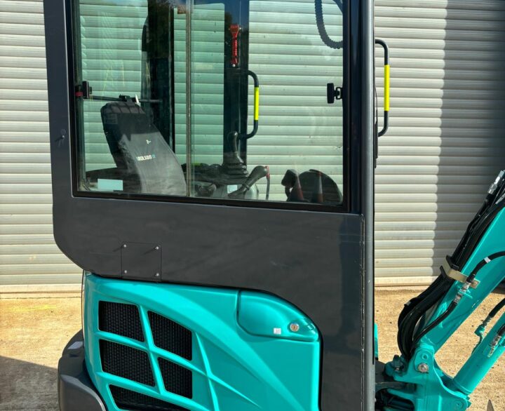 Kobelco SK17SR-3E - Mini Excavators