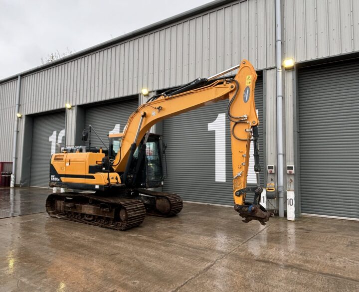 Hyundai HX140LC - Crawler excavators