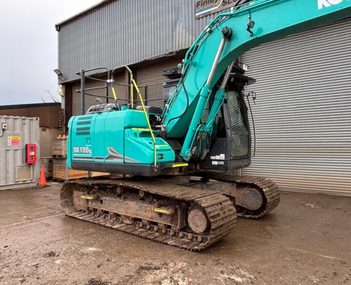 Kobelco SK130LC-11 - Crawler excavators