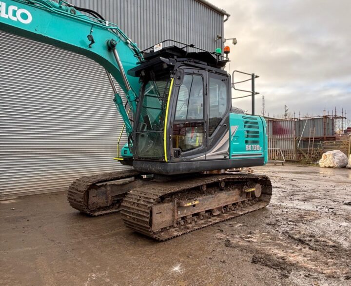 Kobelco SK130LC-11 - Crawler excavators