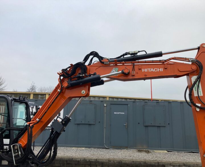 Hitachi ZX85USBR-6 2PB - Mini Excavators