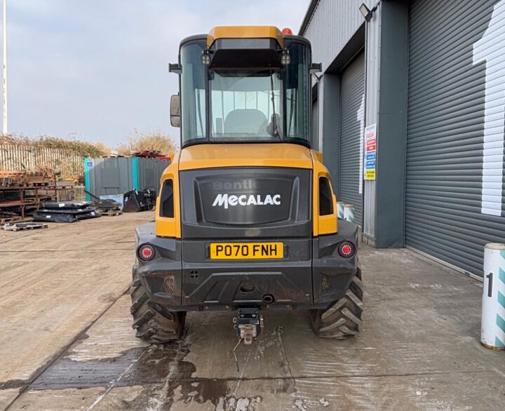 Mecalac 6sMDX Swivel Skip - Dumpers